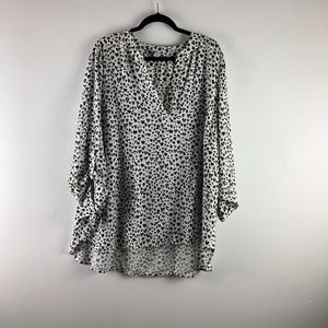 Carolina Belle long sleeve high low v-neck top 2X